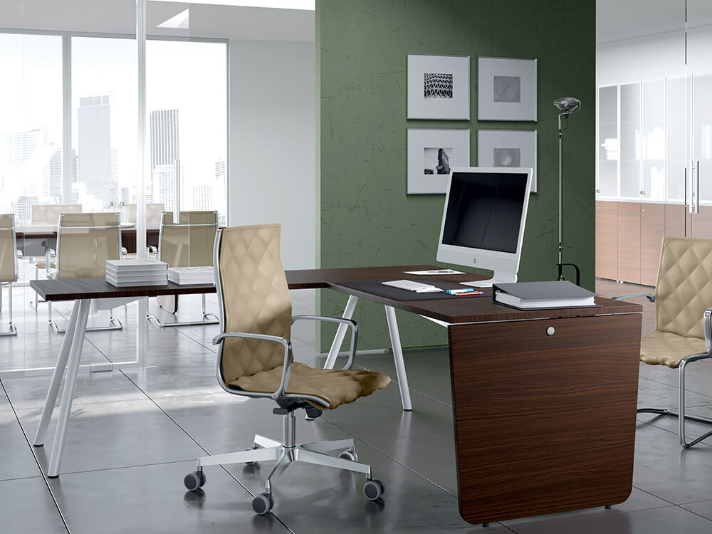 Leo – Wood Finish Executive Desk With Contrasting Legs And Optional Return 02