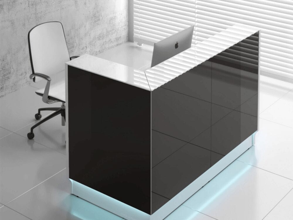 Finley 3 – Reception Desk with Glass Top and Sides