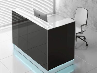 Finley 3 – Reception Desk with Glass Top and Sides