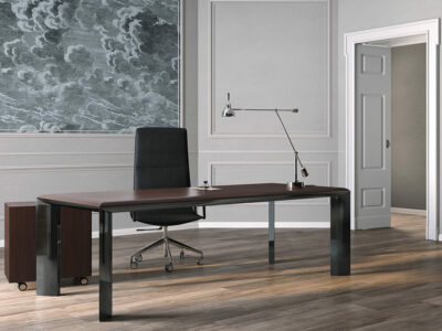 Naya – Executive Desk With Aluminium Legs And Optional Credenza Unit2