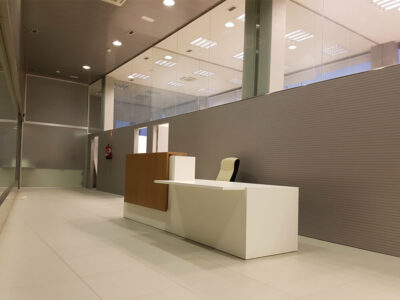 Nero 1 Reception Desk With Dda Approved Wheelchair Access 07