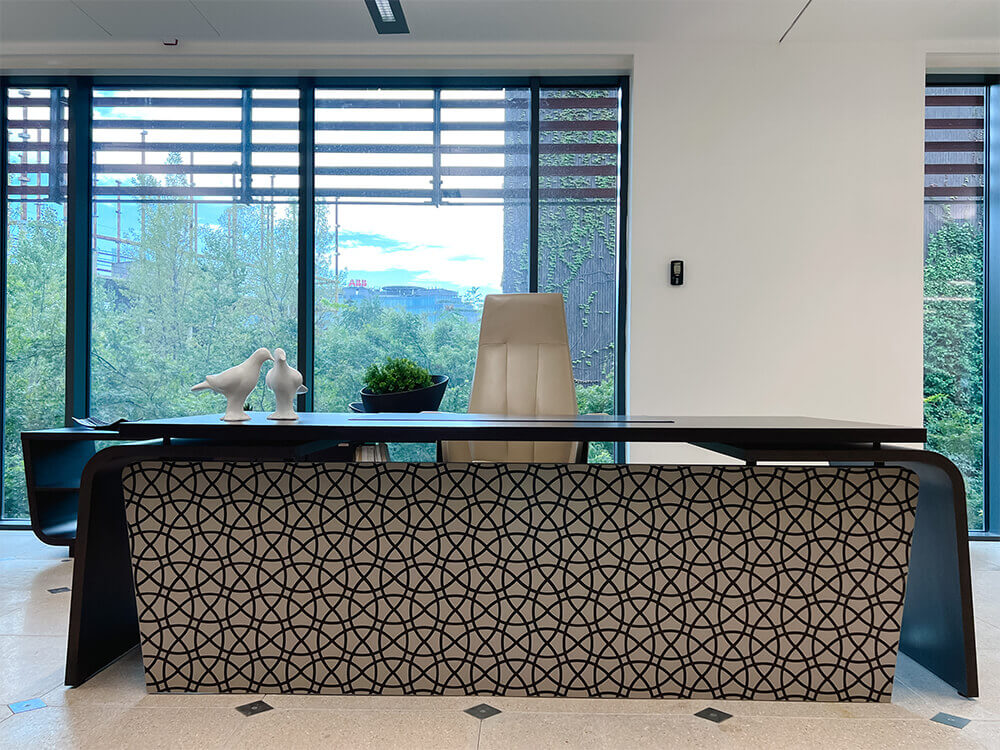 Oxford – Curved Executive Desk With Optional Return 01