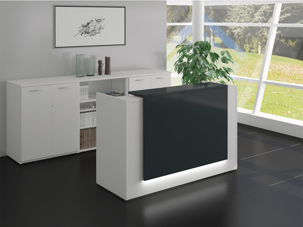 Roman 1 – Straight Reception Desk In White