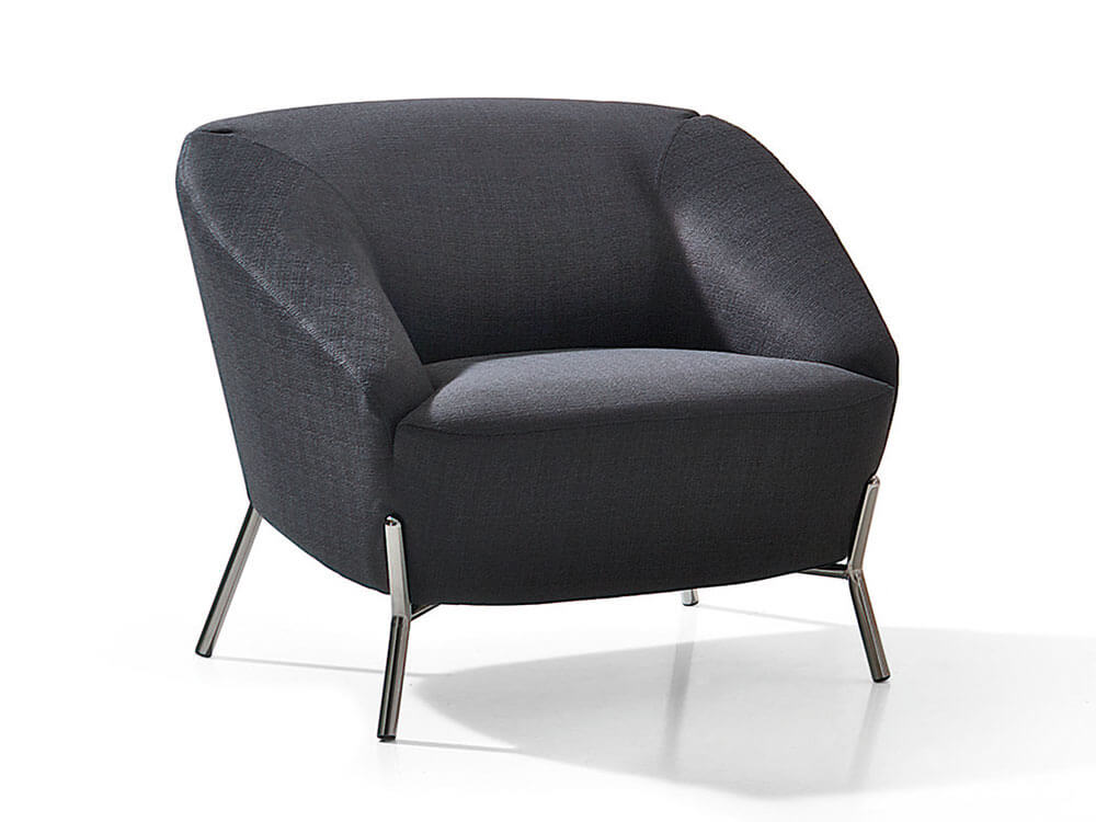 Armchair with outlet chrome legs