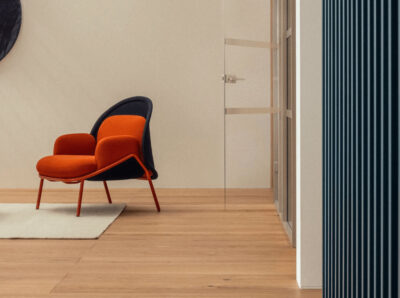 Windsor – Fabric Metal Armchair With Shield And Metal Frame 01 Img