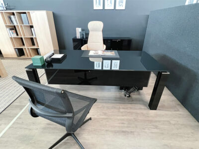 Elegante Black Or White Elegant Toughened Glass Top Executive Desk With Optional Return 03