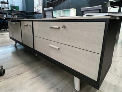 Forza 2 Modern Glass Top Executive Desk With A Leg With Optional Credenza Unit 04