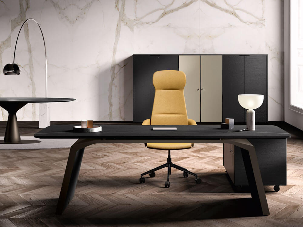 Futura – Modern Executive Desk With Solid Panel Legs And Optional Credenza Unit 04