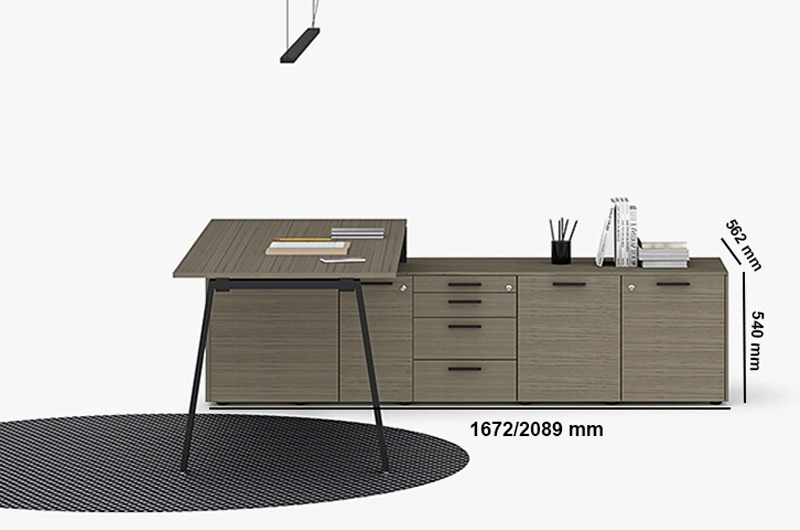 Minimo 1 – Simple Executive Desk With Optional Credenza Unit 01