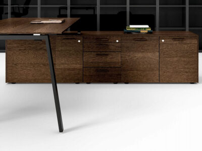 Minimo 1 – Simple Executive Desk With Optional Credenza Unit 02 Img