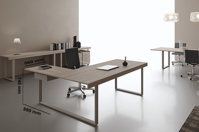 Size (extension) Essence Executive Desk