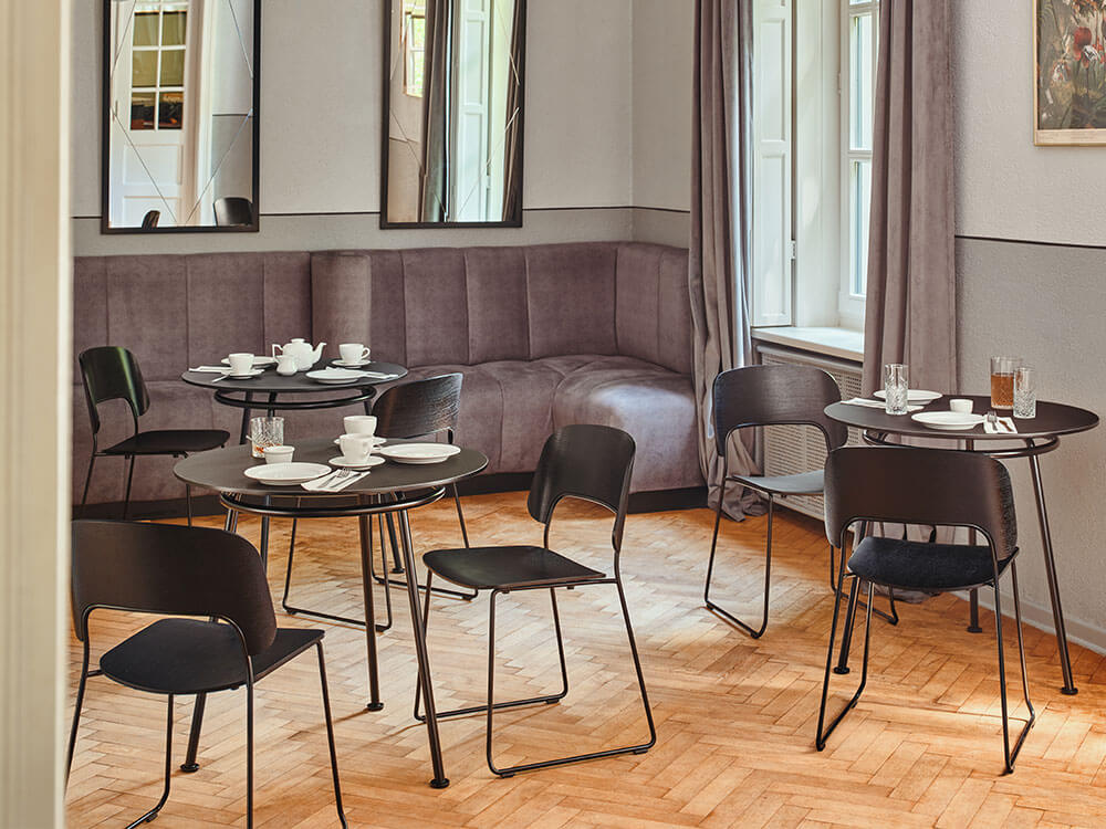 Hygge – Modern Scandinavian Design Chair 03