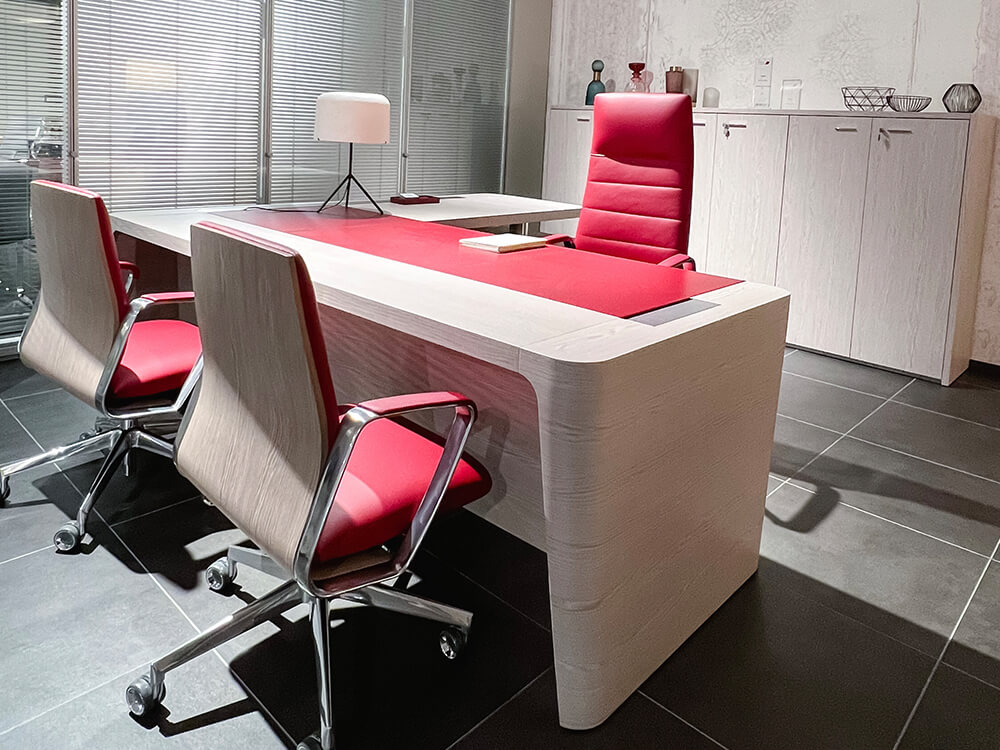 Henry 1 Wood Veneer Luxurious Executive Desk 03