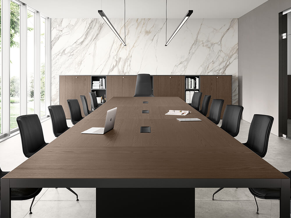 Hype Meeting Table With Wood Venee Top Main Image