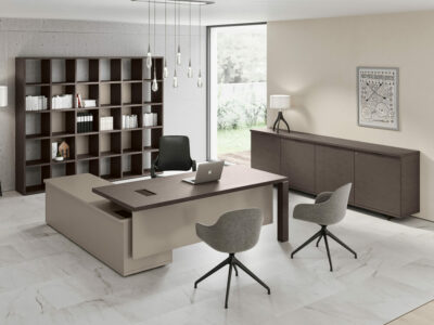 Bravvo 1 – Executive Desk