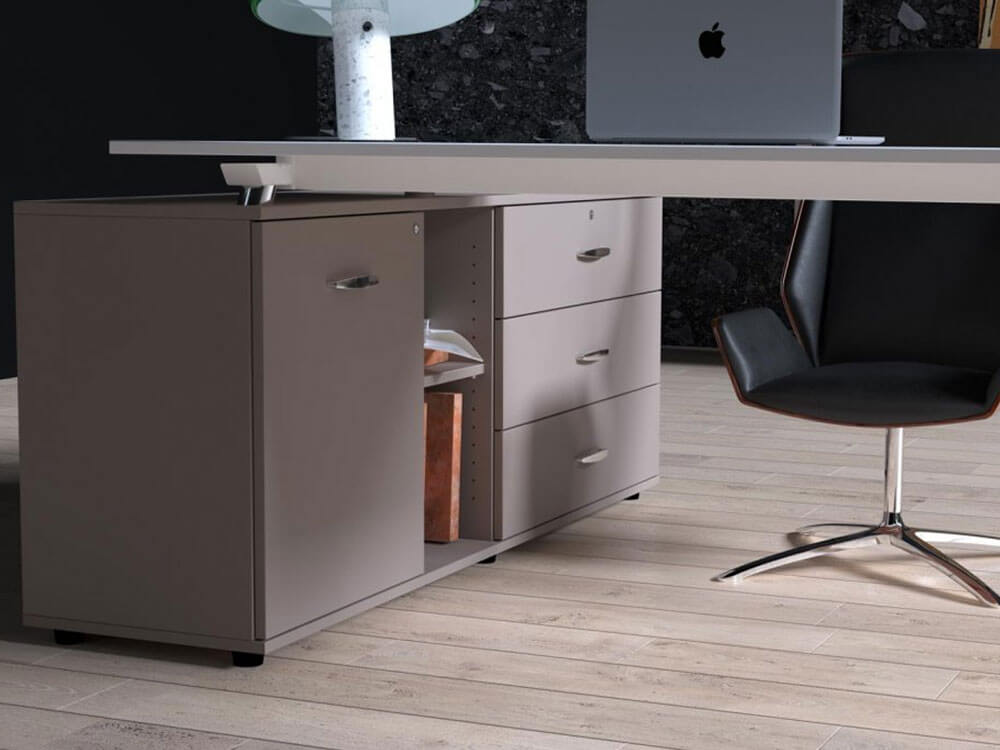 Pakhi Executive Desk With Optional Return And Credenza Unit 01