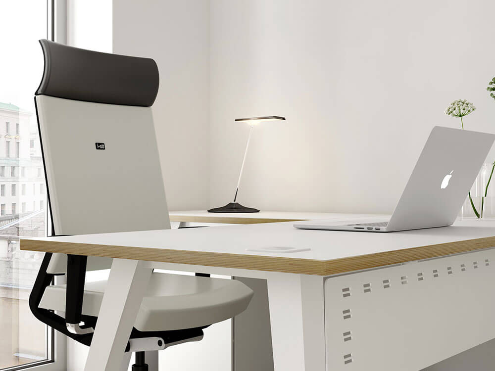 Eash Executive Desk With Optional Return And Pedestal Unit 01