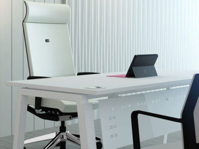 Eashta Executive Desk With Optional Pedestal And Modesty Panel 03