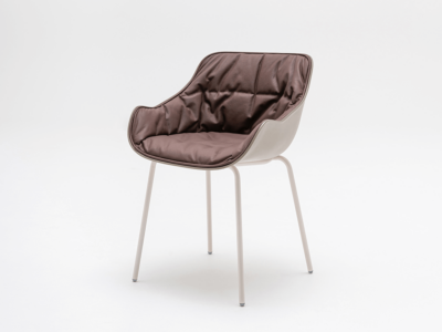 Maanami Soft Seating Chair With Draped Cushion 4