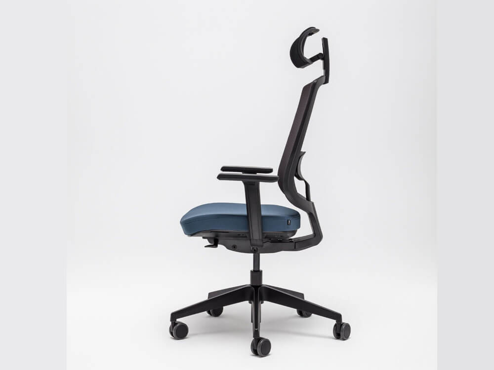 Fargo Operational Chair With Optional Headrest 2