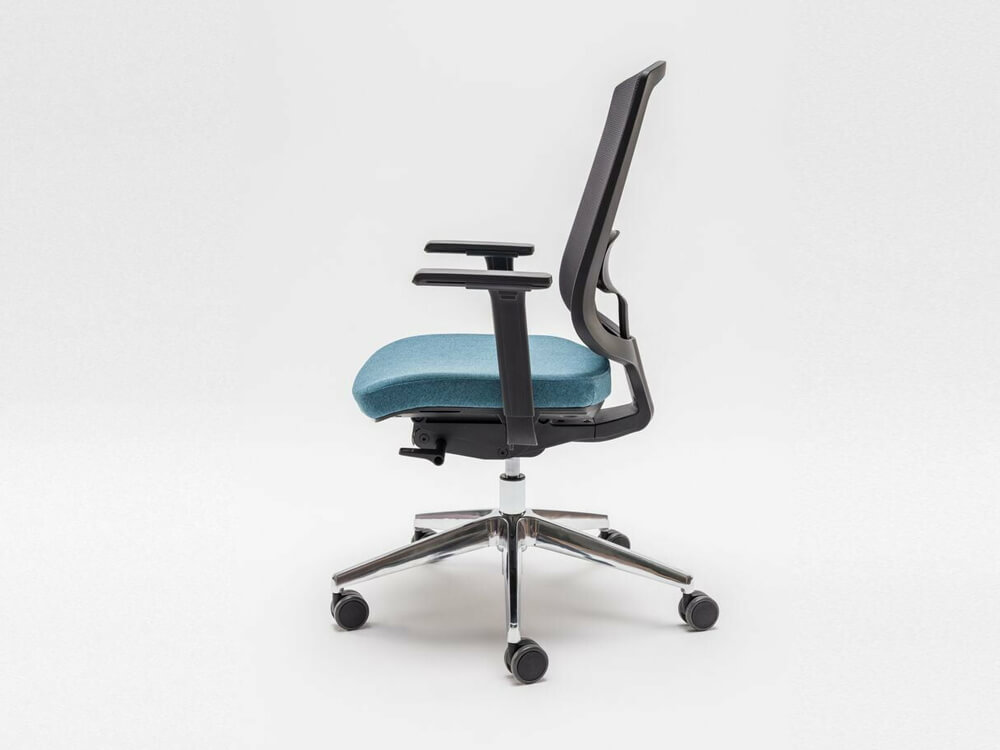 Fargo Operational Chair With Optional Headrest