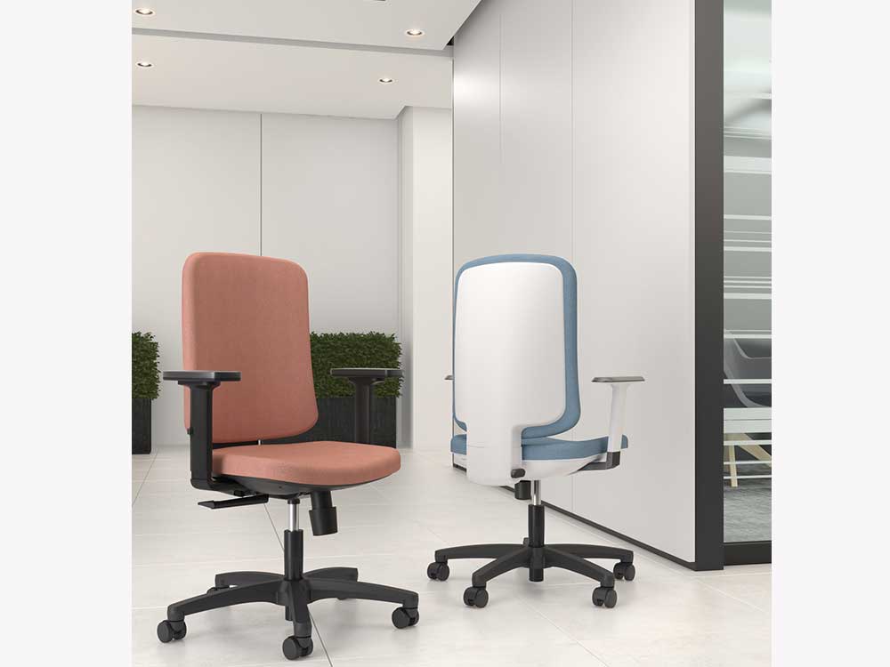 Vaanee Operator Office Chair Main Img