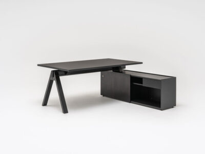 Vincenzo Executive Desk With Optional Credenza Unit,pedestal And Modesty Panel 04 Img