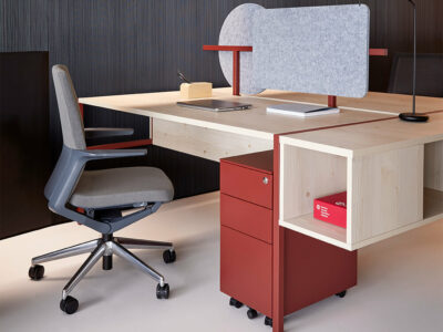 Lyric 1 Back To Back Desk For 2,4 And 6 Persons With Modesty Panel 6