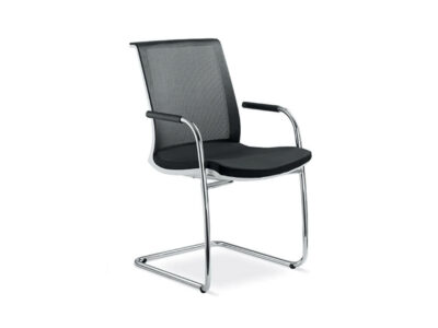 Nico Mesh Back Cantilever Frame Meeting Chair 6