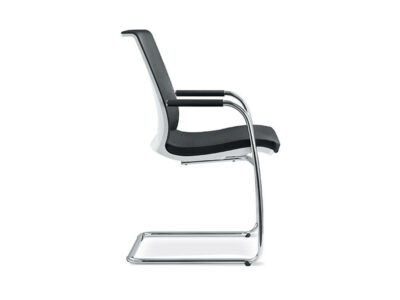 Nico Mesh Back Cantilever Frame Meeting Chair 7