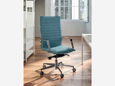 Giovanni – High Back Chair With Optional Integral Headrest