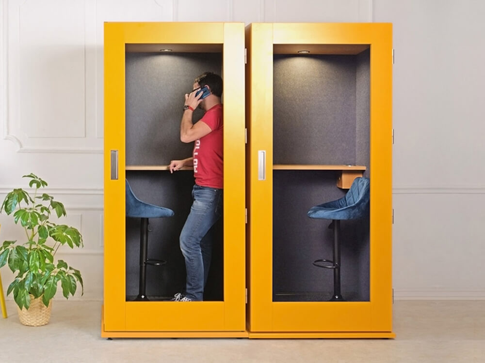 Our soundproof phone booth, Tacey, features a ventilation system and LED lighting to facilitate private communication in an open-plan office.