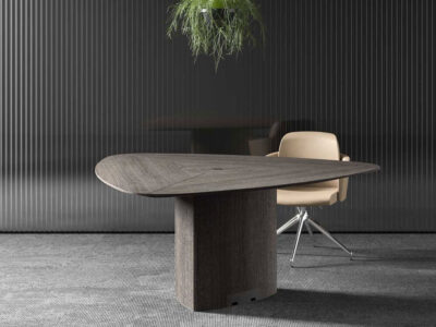 Travis 1 Triangular Shaped Meeting Table Main Img