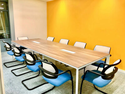 Piccolo 4 Square And Rectangular Meeting Room Table Img 02