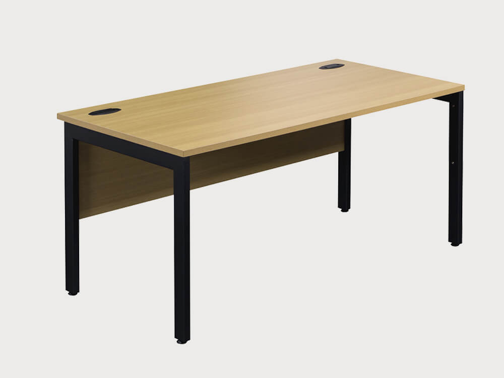 Madian 1 Operational Office Desk With Modesty Panel