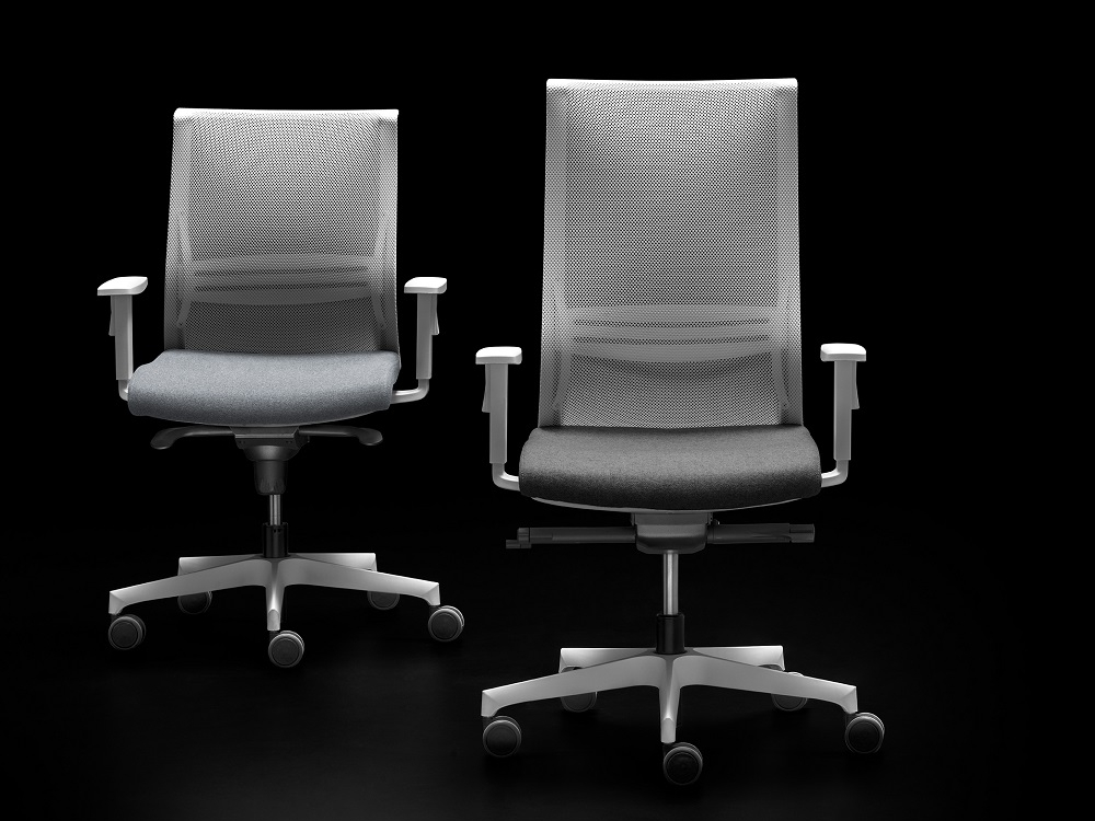 Domenica – Mesh Back Executive Chair With Headrest 01