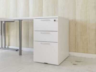 Cono – Mobile Pedestal 7