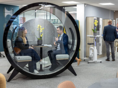 Brixton 3 Beautifully Designed Acoustic Meeting Pod For 4 And 6 Persons With Backwall And Glass Door Main Img