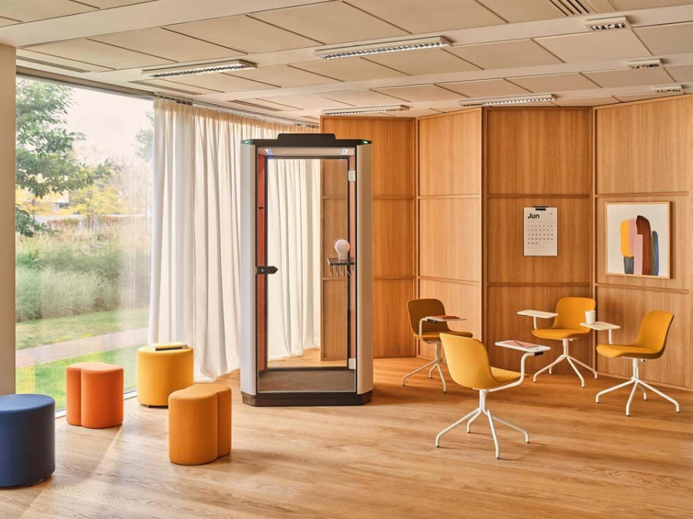 Breakout Area Main